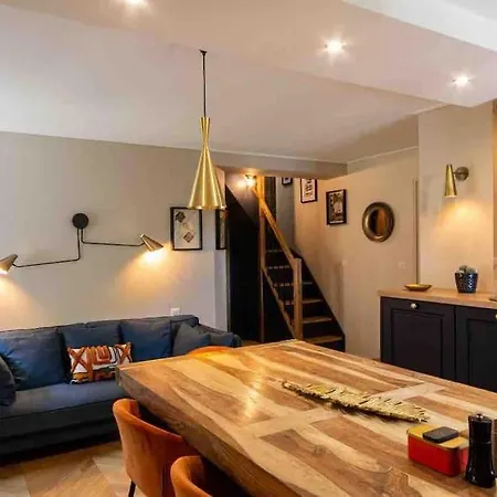 Le Loft Des Hospices : Centre/parking/vueriviere Beaune (Cote d'Or)