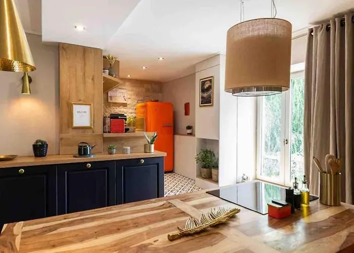 Le Loft Des Hospices : Centre/parking/vueriviere Beaune (Cote d'Or)